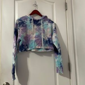 purple and blue color splash crop hoodie